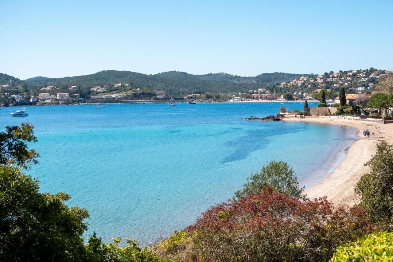 Agay Cap Esterel Village Allee Fleurs - F2 Clim Vue Golf Et Mer - Grande Terrasse Plein Sud Saint-Raphaël المظهر الخارجي الصورة