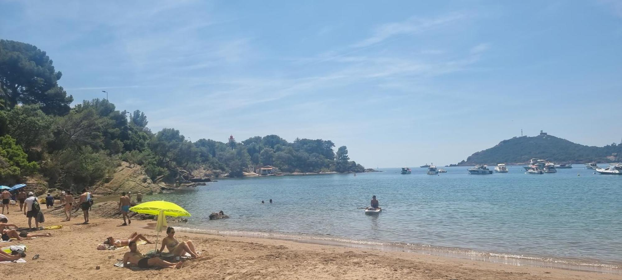 Agay Cap Esterel Village Allee Fleurs - F2 Clim Vue Golf Et Mer - Grande Terrasse Plein Sud Saint-Raphaël المظهر الخارجي الصورة
